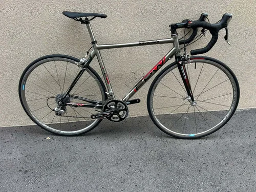 FRW SILVERADO TITAN. VEL. 53, KOMPLET DURA ACE, KOT NOVO