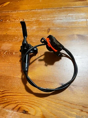 Shimano MT500 hidravlične zavore + Shimano SM-RT76 160 mm rotorja