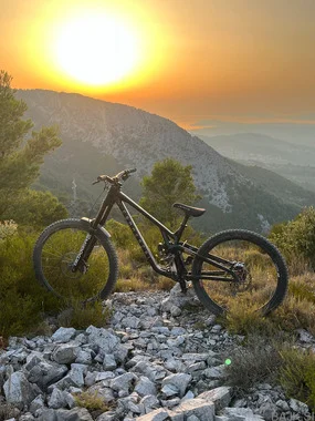 Commencal supreme dh v5