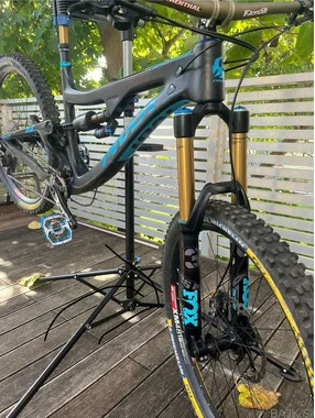 Pivot Firebird 2018 27.5