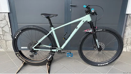 SCOTT contessa scale 940 M