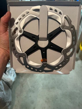 Shimano rt mt800, 203 mm, centerlock