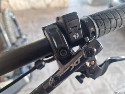 Prodam E-MTB Conway Xyron S 8.9 MX Carbon (Velikost M) – Odlično ohranjen