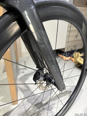 Giant Propel