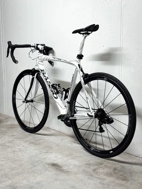 Basso Astra Carbon - Ultegra Di2