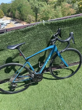 Giant - Defy Advanced 2 Complete Bike - Deep Lake