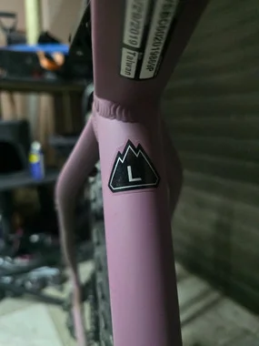 Prodam žensko specialized kolo.