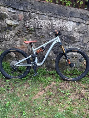 Specialized stumpjumper 15 fox coil alloy