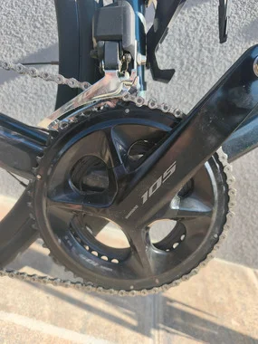 Giant TCR Advanced 1 Di2 105, almost new, bought October 2025
