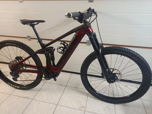 Trek Rail 7 električno kolo