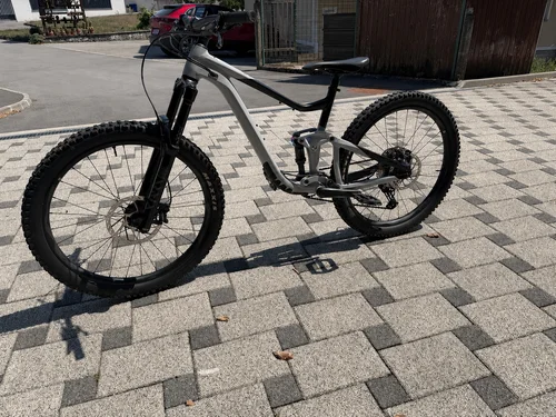 Prodam Giant Trance X - M