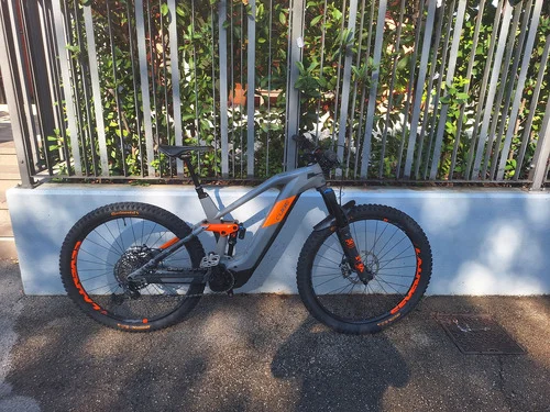 E kolo CUBE STEREO HYBRID 140 HPC TM CARBON