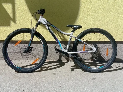 Otroško kolo Genesis Melissa