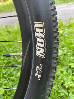 GIANT Talon E+ Junior 26