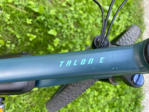 GIANT Talon E+ Junior 26