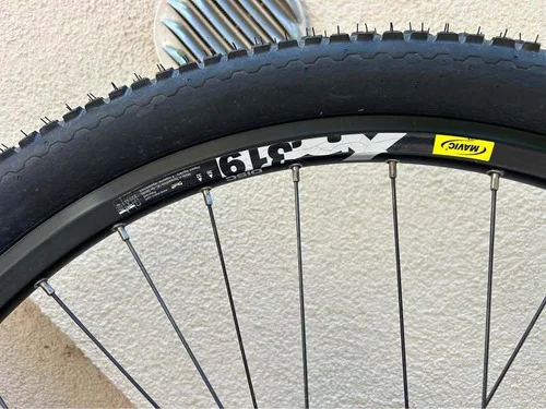 KARBONSKI BRDSKI BICIKL WHEELER, M, SHIMANO XT OPREMA, NOVE GUME, KAO NOV
