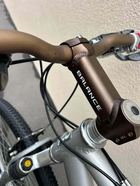 ALUMINIJASTO GORSKO KOLO BALANCE, KOMPLET POSERVISIRANO, NOVE GUME, SHIMANO ALIVIO OPREMA