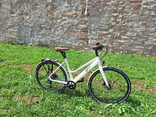 Je vends un vélo électrique Geero- comme NEUF !!
