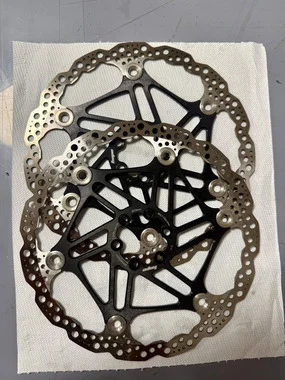 2x hope rotor 203mm