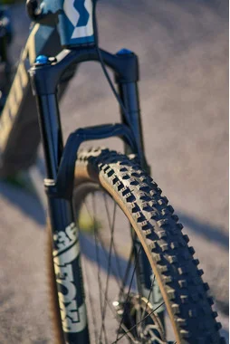 Scott Genius eRIDE 920 XL, 2021 - Bosch 625 Wh / SRAM GX AXS, nova kaseta in X01 veriga