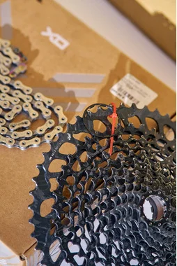 SRAM Veriga SRAM PC X01 Eagle 126 členov 12 prestav + SRAM GX AXS menjalnik + 10-52 kaseta