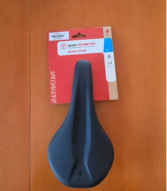 Kolesarski sedež Specialized Bridge Sport 143 mm