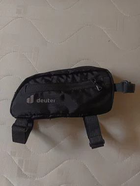 Torbica Deuter