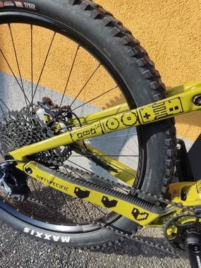 Scott Ransom eRIDE 910 medium