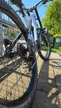 CUBE TWO15 RACE 2022 – L