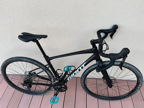 Giant Revolt 0 M Black 2023