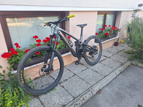 Trek Slash gen 6
