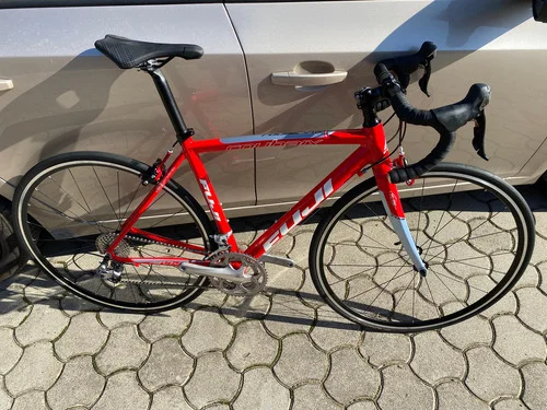 FUJI CESTNO KOLO SHIMANO 105