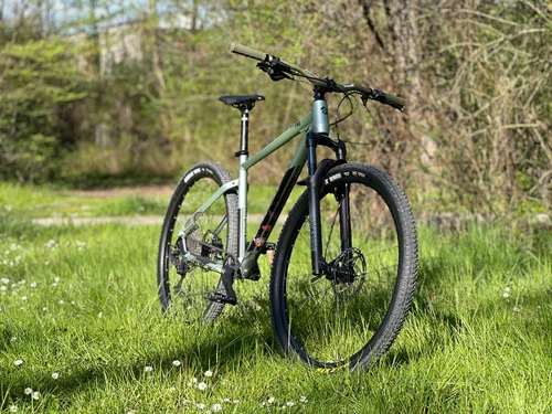 Ghost Kato AL 29 Pro L – Maxxis + Renthal Fatbar + Crankbrothers