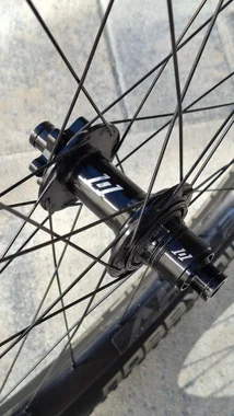 Industry Nine /Race Face mullet wheelset