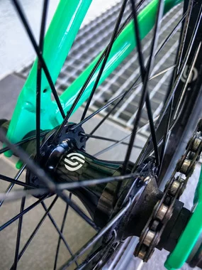 WeThePeople CRS 18 FS BMX – lepo ohranjen – 18