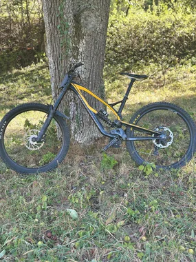 Nukeproof pulse 2017 27,5col M
