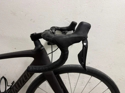 Roubaix Comp SL8 Di2 2026 satin solidity metallic