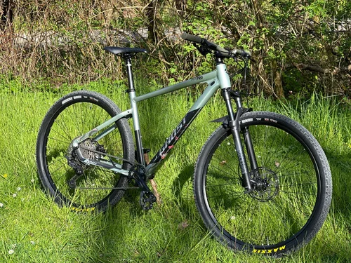 Ghost Kato AL 29 Pro L – Maxxis + Renthal Fatbar + Crankbrothers