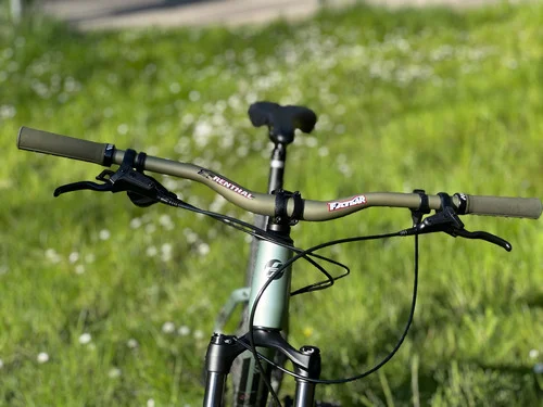 Ghost Kato AL 29 Pro L – Maxxis + Renthal Fatbar + Crankbrothers