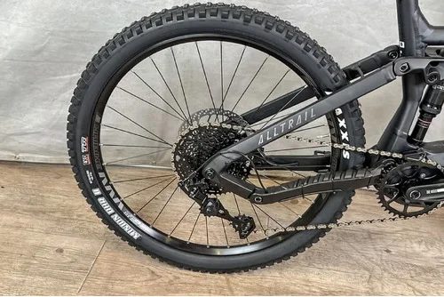 Električno kolo Haibike ALLTRAIL 3 vel. M - NOVO