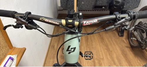 Lapierre E-Zesty AM LTD elektromos mountain bike