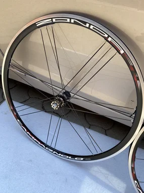 CAMPAGNOLO ZONDA / SHIMANO OBROČI ZA CESTNO KOLO