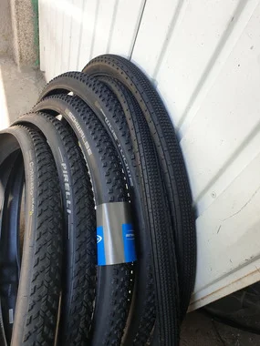 Gravel plašci novi 28col 40 622  70x40c Pirelli cinturato Panaracer Gravelking Schwalbe Smart Sam