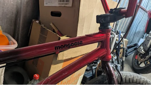 BMX Mongoose L80 red