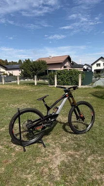 YT Tues Pro Race CF 2018 size M