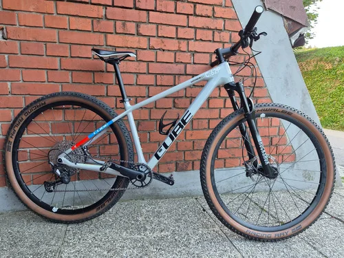 CUBE Reaction C:62 Pro 2022 – karbon, 29", Shimano XT/Deore 1x12, cca 500 km