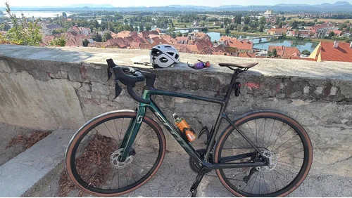 Scott Addict 20 Shimano 105 Di2