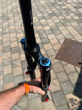 FOX 36 Performance Elite GRIP2
