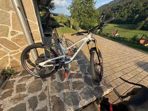 Yt capra raw (limited edition raw) cena ni zadnja!