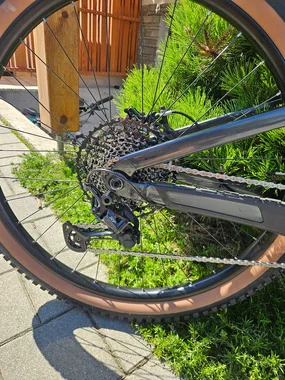 Trek Slash 8 Medium
